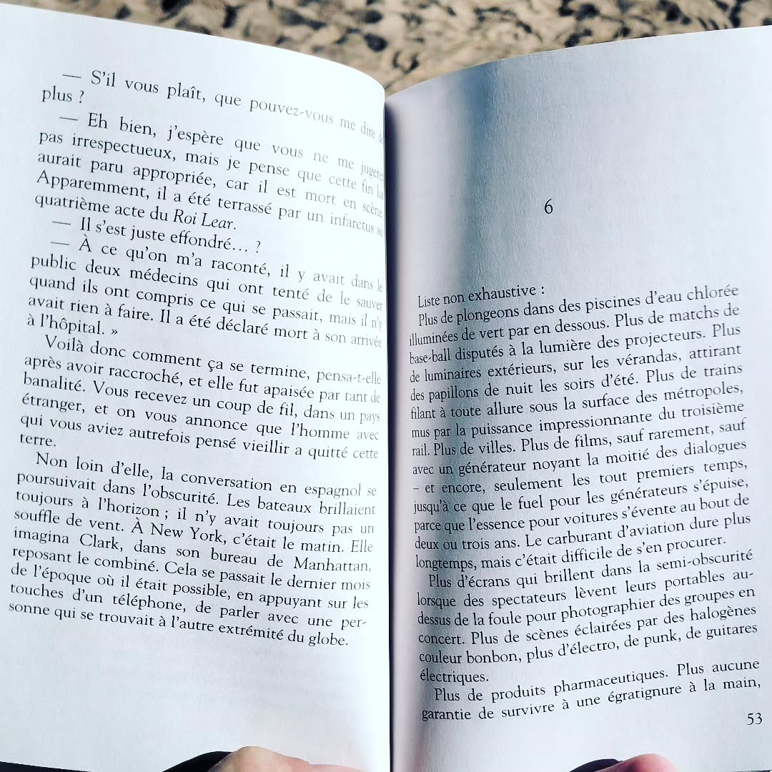 Emily St John Mandel "Station 11", electr2015